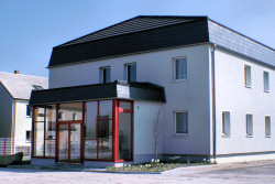 Firmengebäude Enzersberger